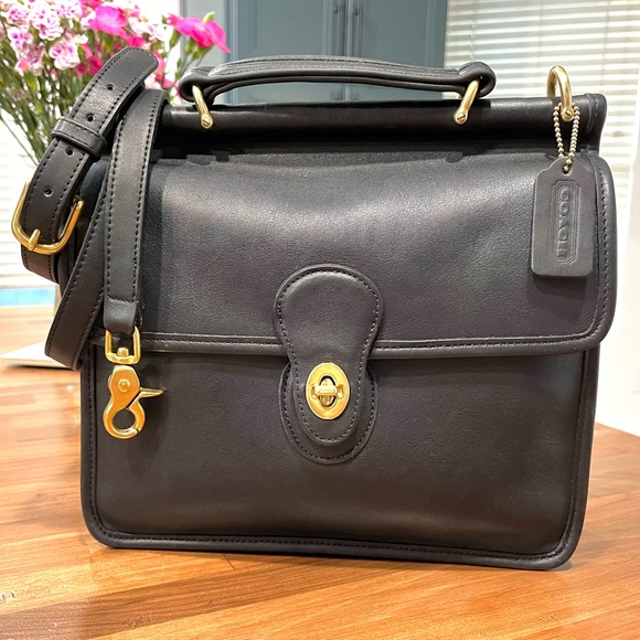 Vintage COACH Willis Bag, Black No. 9927 - Picture 1 of 16